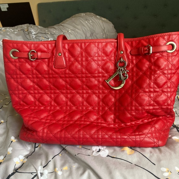 Christian Dior tote bag. Vintage in excellent condition. Pristine interior - Picture 1 of 8